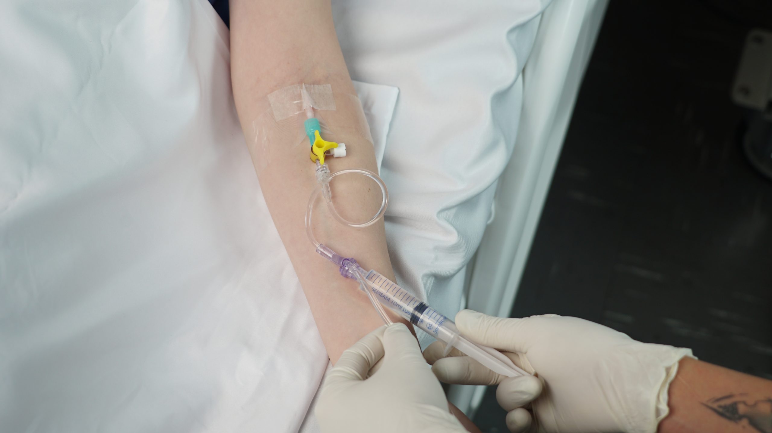 O uso da torneira de três (3) vias no gerenciamento de infusões